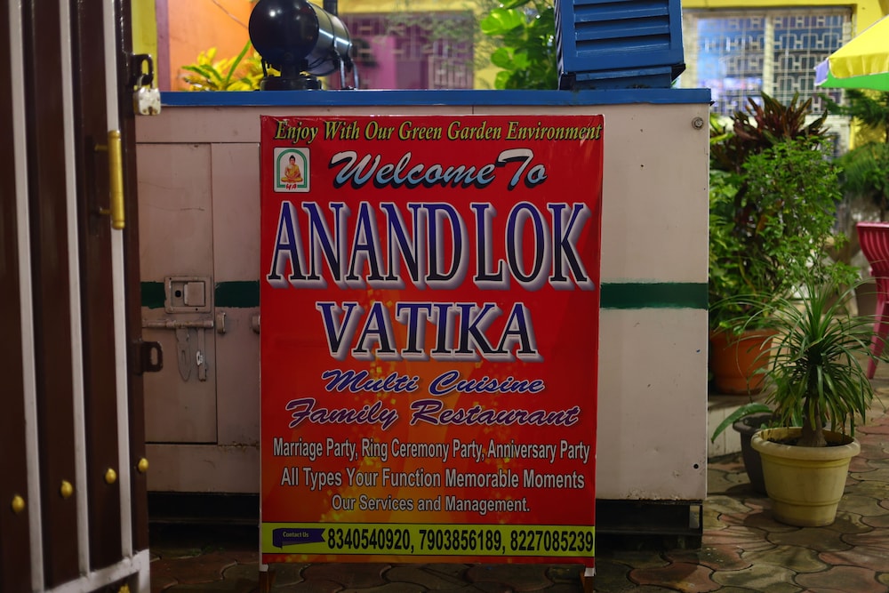anand lok vatika