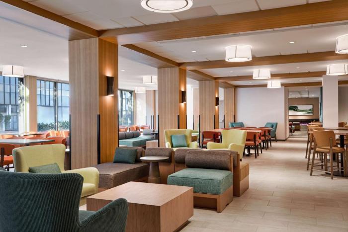 la quinta inn and suites by wyndham lax