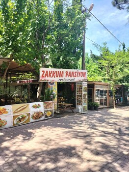 Zakkum Pansiyon,,0 star