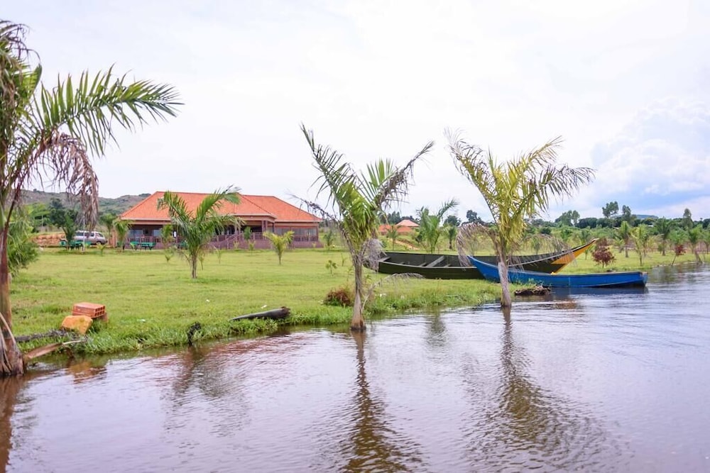 fancy resort beach hotel
