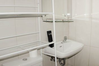 minimalist and comfort 2br at springlake summarecon bekasi apartment