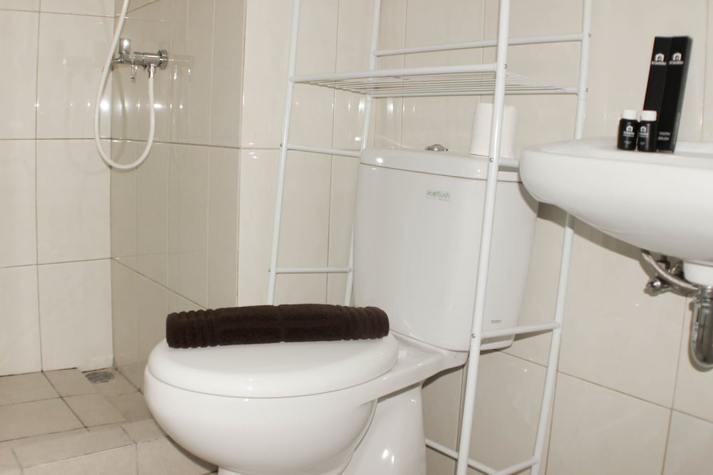 minimalist and comfort 2br at springlake summarecon bekasi apartment