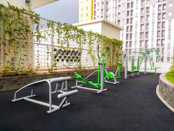 minimalist and comfort 2br at springlake summarecon bekasi apartment