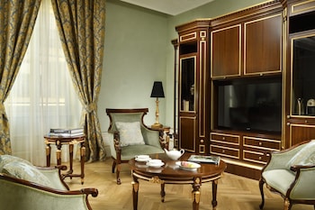 palazzo portinari salviati