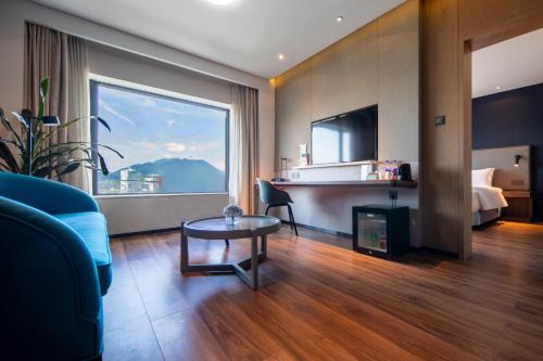holiday inn express shenzhen dongmen by ihg