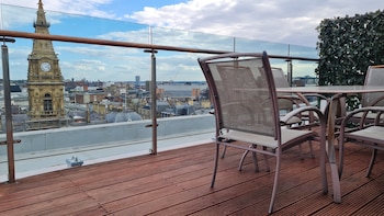 2 Bedroom Penthouse With Parking,,0 star