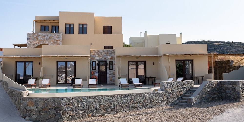 dipolis apartments