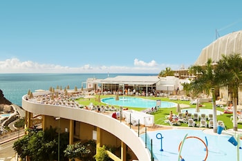 Servatur Altamadores,Near Amadores Beach,4 star