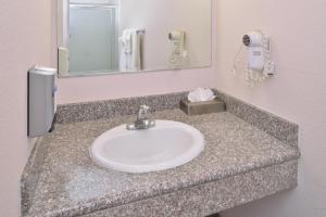 Americas Best Value Inn Los Banos,Merced>>Los Banos,2 star