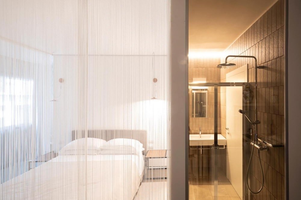 Alkamuri Posh Hotel Spa - 109 Suite Superior,,0 star