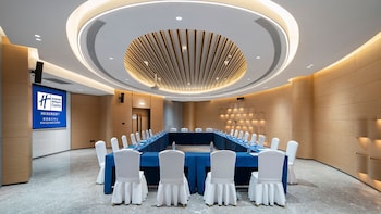 holiday inn express xian quijang center an ihg hotel