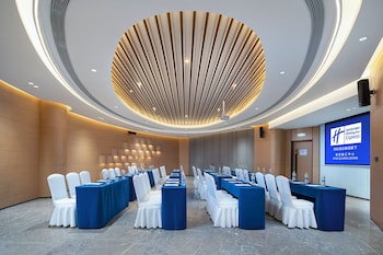 holiday inn express xian quijang center an ihg hotel