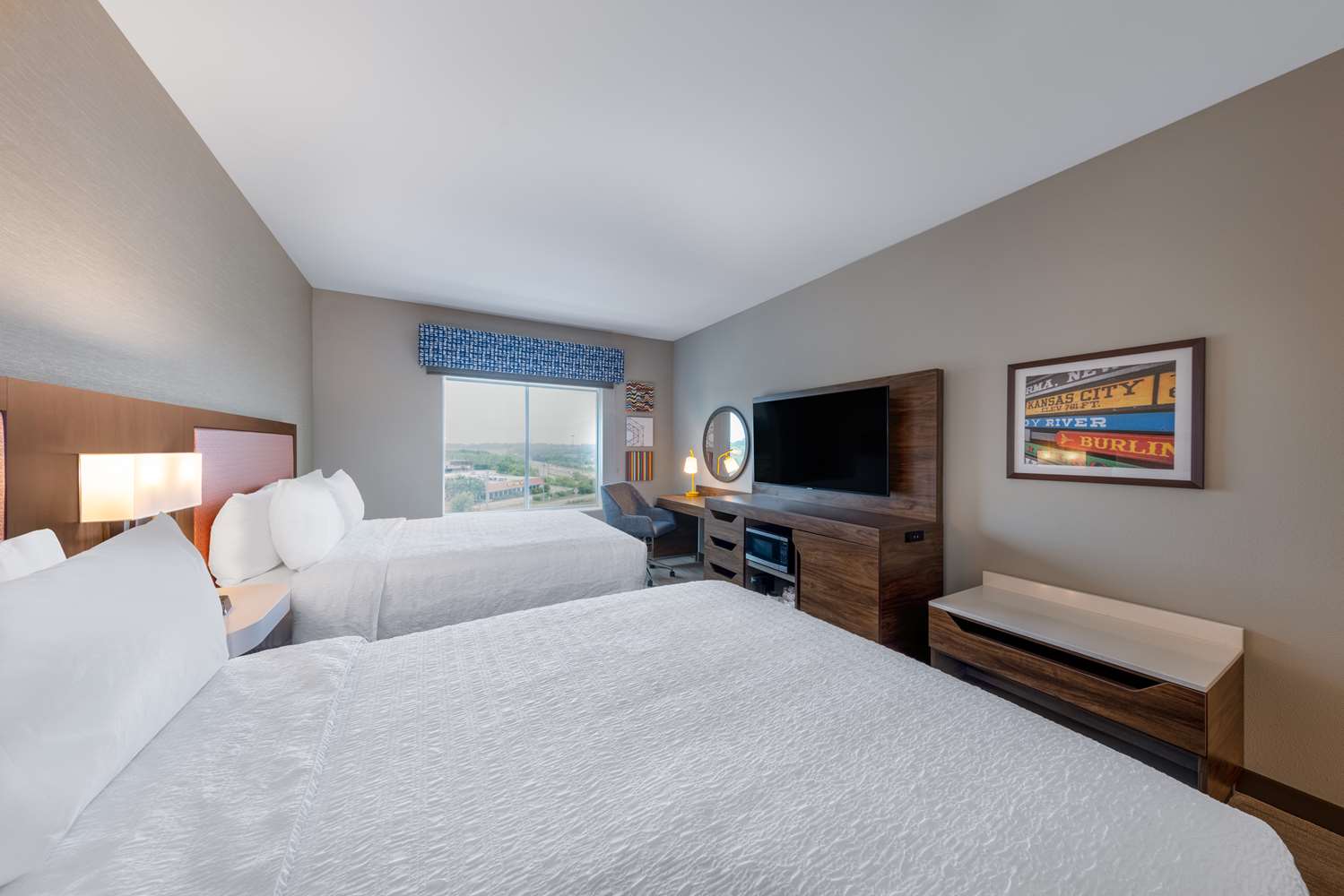 hampton inn kansas city southeast mo