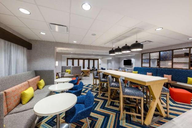 hampton inn kansas city southeast mo