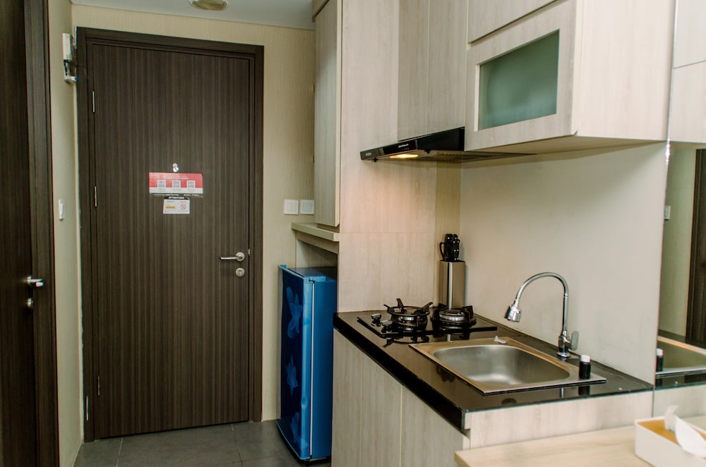 minimalist and comfy studio at bintaro icon apartment