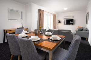 aligned corporate residences kew