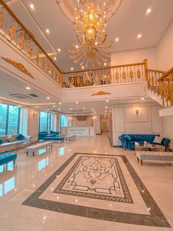 kingdom hotel cua lo