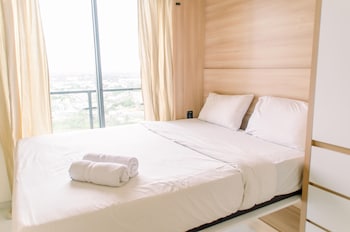 cozy and minimalist studio at sky house bsd apartment