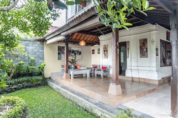 sari bamboo bungalows