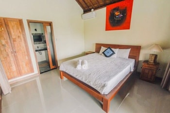 sari bamboo bungalows