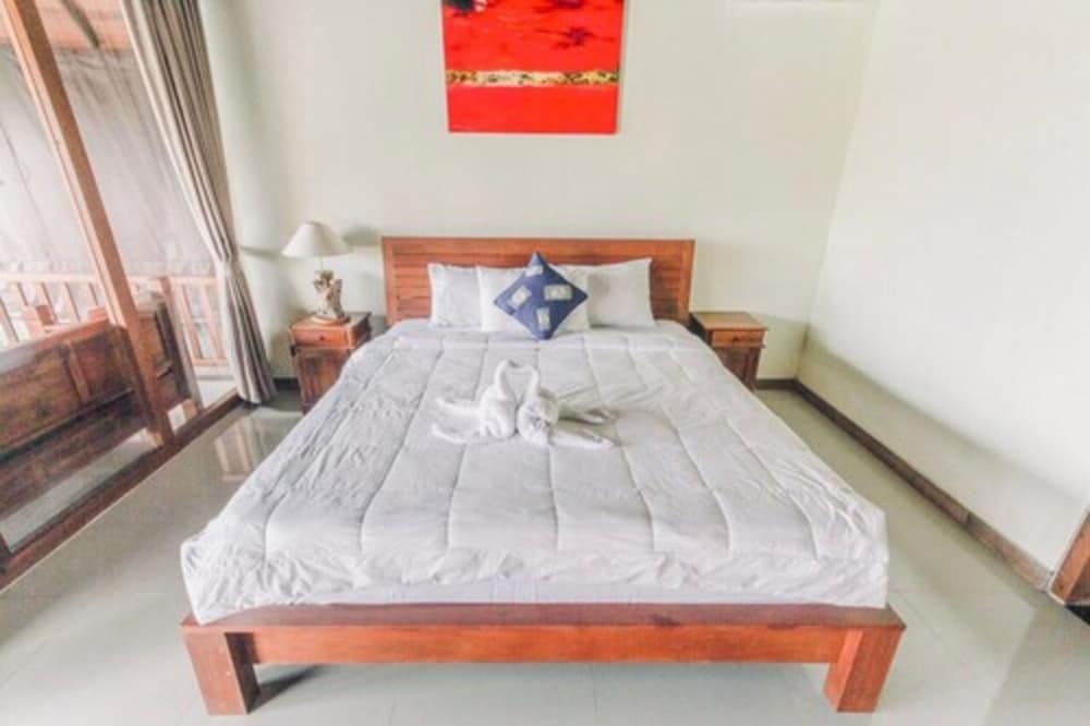 sari bamboo bungalows