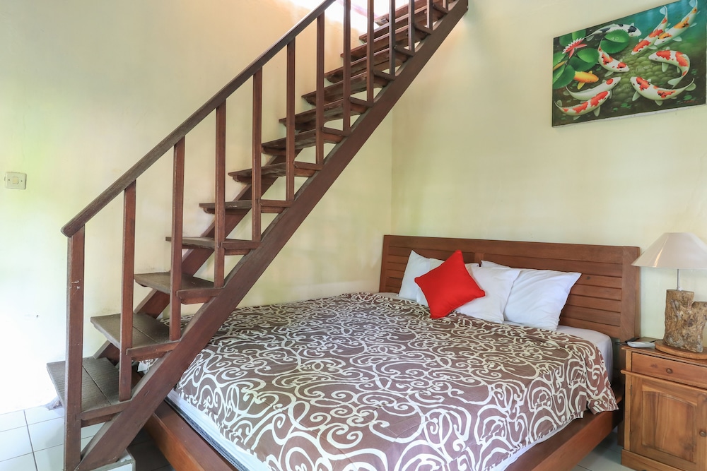 sari bamboo bungalows