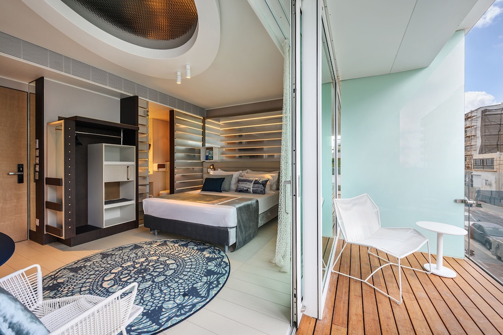 port tower by isrotel design