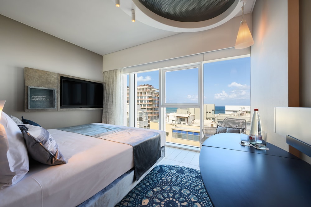 port tower by isrotel design