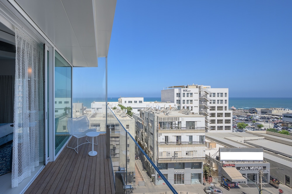 port tower by isrotel design