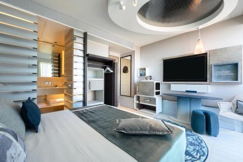port tower by isrotel design