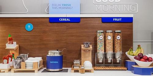 holiday inn express south haven an ihg hotel