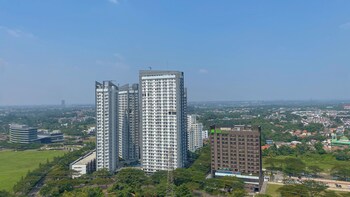 Comfort And Strategic Studio Apartment At Sky House Bsd,,0 star