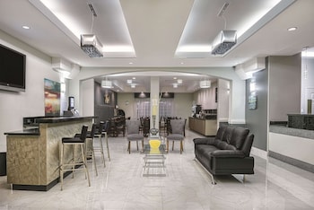 La Quinta Inn & Suites By Wyndham Mercedes Outlet Mall,La Feria>>Hidalgo,3 star