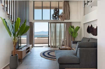del mare suites