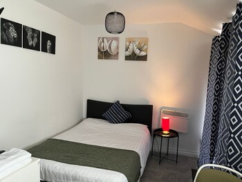 abbeyfield guesthouse