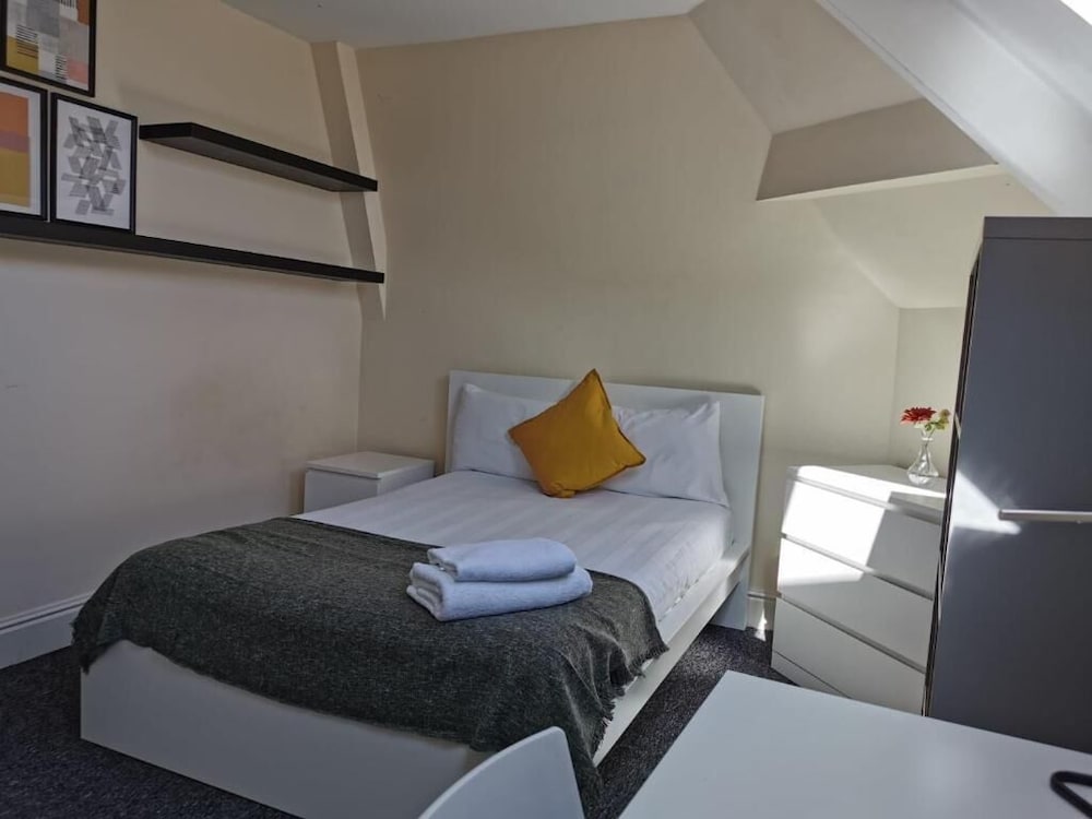 abbeyfield guesthouse