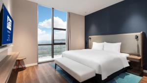 holiday inn express changsha university tech city an ihg hotel