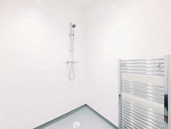 dysa bloomfield house