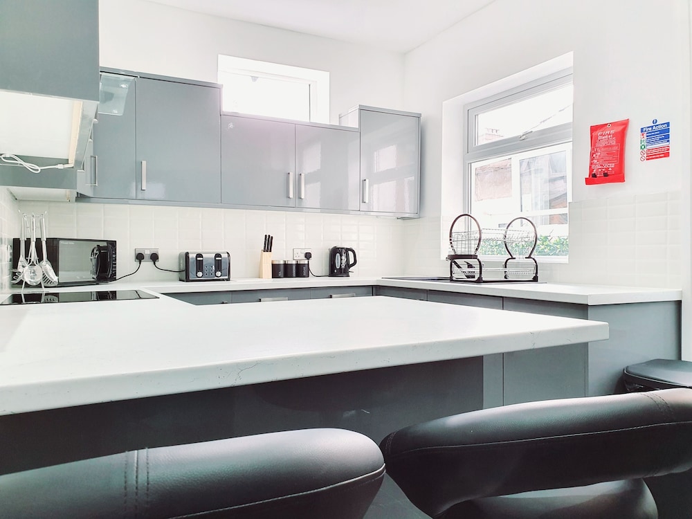 dysa bloomfield house