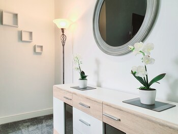 dysa bloomfield house