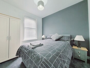 dysa bloomfield house