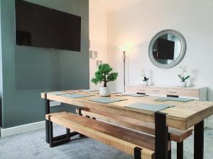 dysa bloomfield house