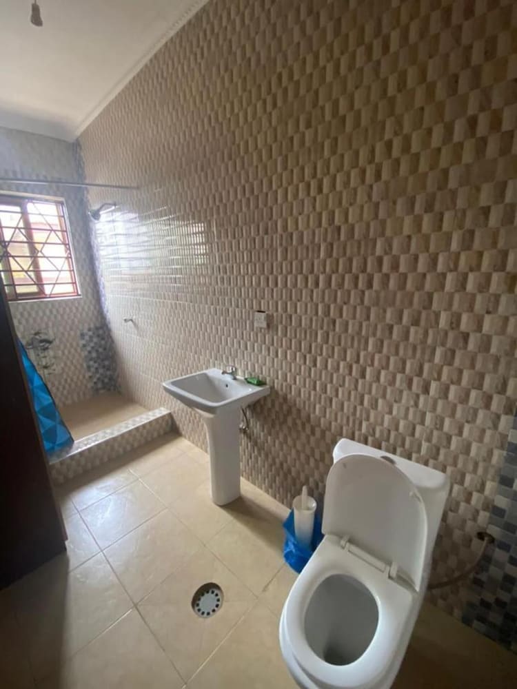 beautiful 2 bed apartment in kumasi