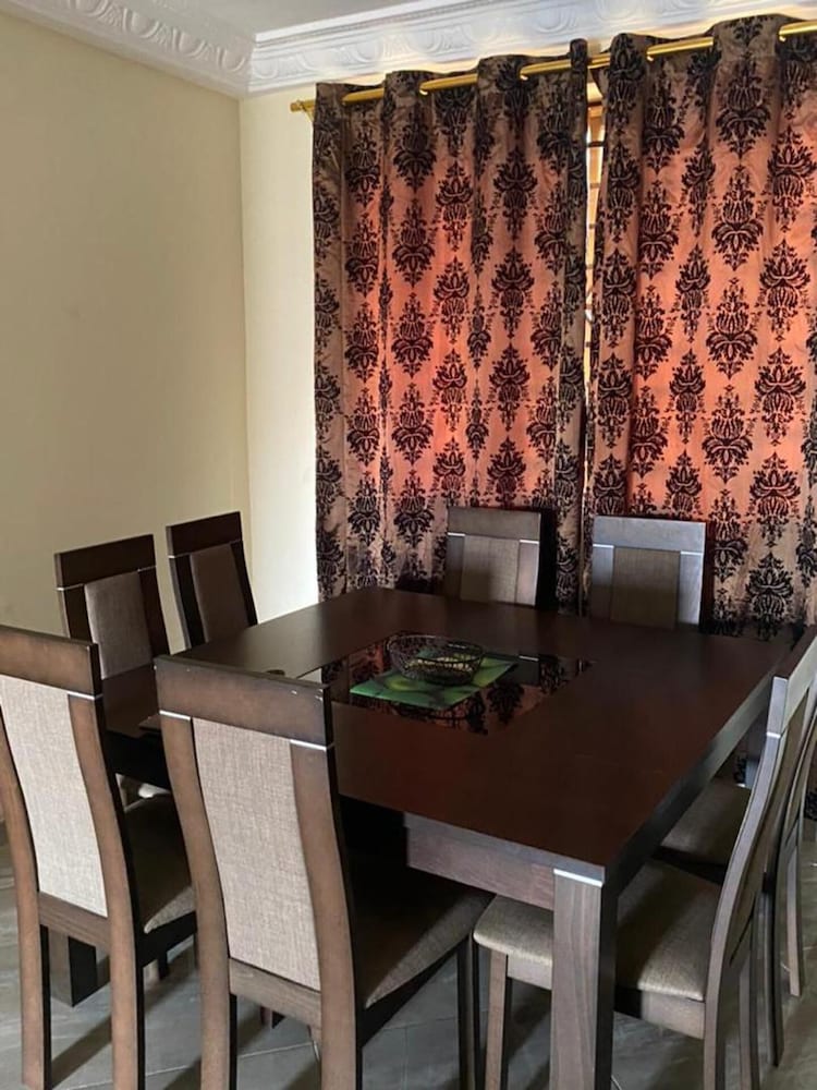 beautiful 2 bed apartment in kumasi