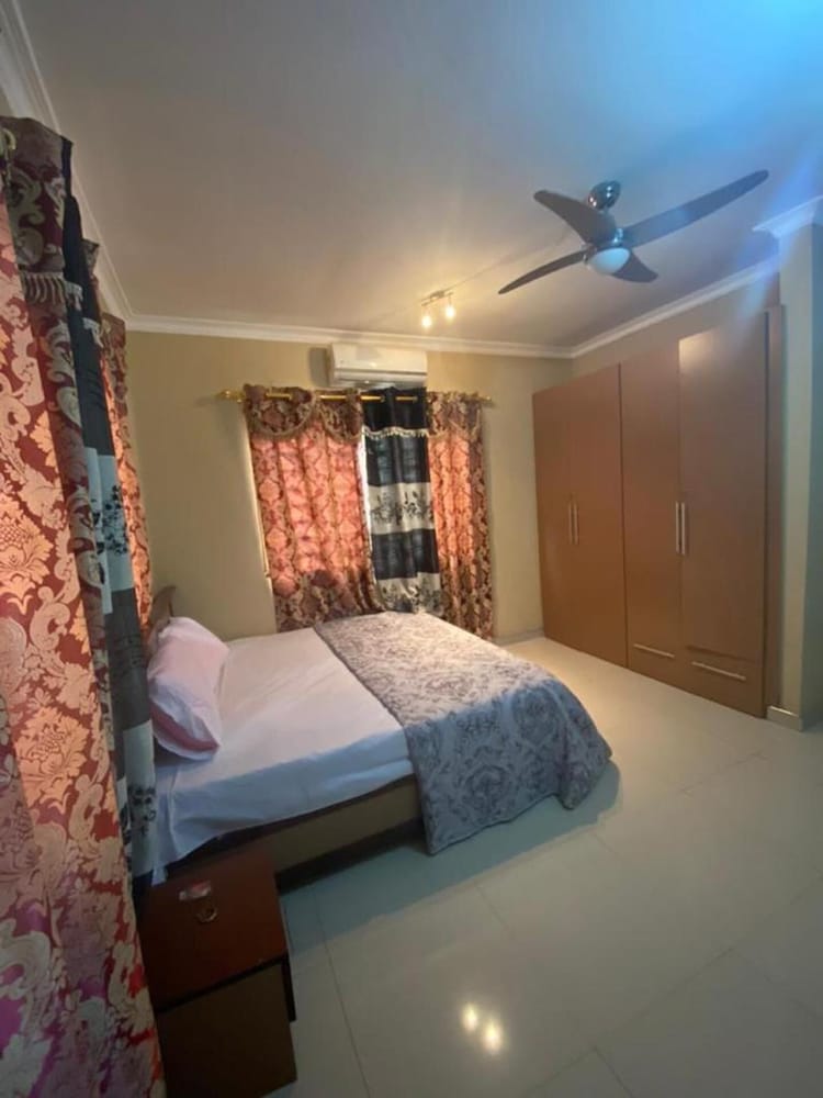 beautiful 2 bed apartment in kumasi