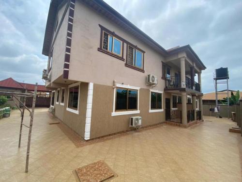 Beautiful 2-Bed Apartment In Kumasi,,0 star