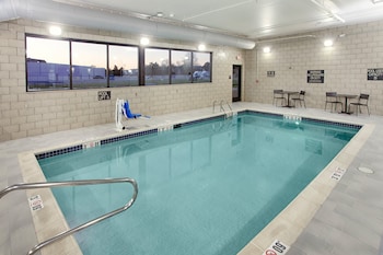 Candlewood Suites Detroit Sterling Heights, An Ihg Hotel,,2.5 star
