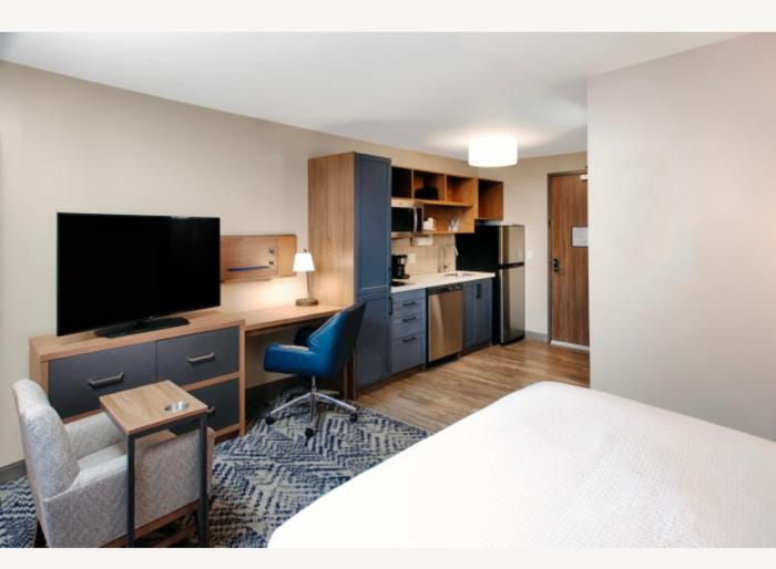 candlewood suites detroit sterling heights an ihg hotel
