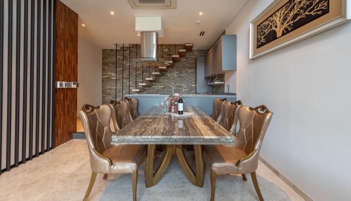 friemily pool villa and hotel