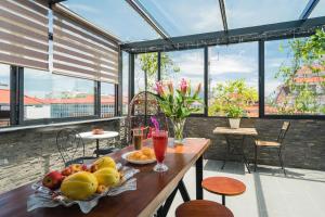 narcissus hotel and apartment